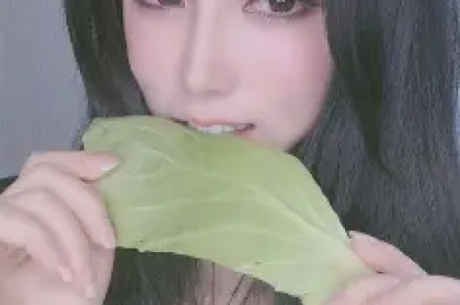 悉尼·斯威尼晒出《克里斯蒂》幕后照感人致谢引发关注
