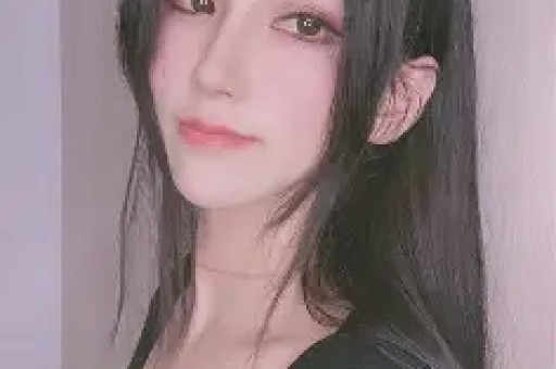 揭开《高朋满座》的神秘面纱：一场关于人生的幽默探讨